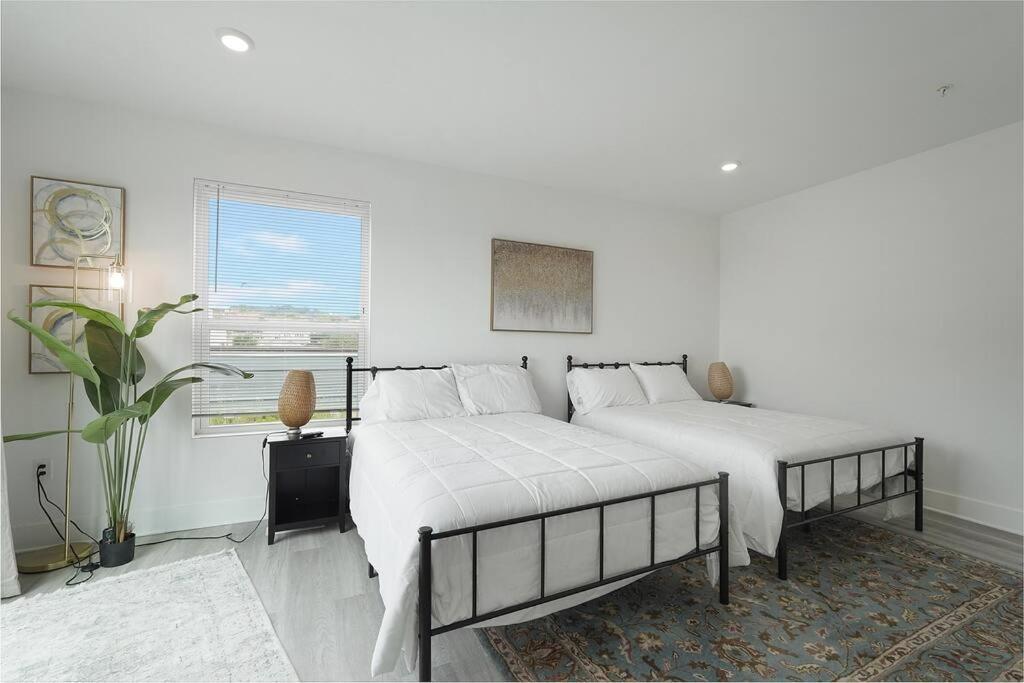 Enjoy City Skyline Views From Private Roofdeck! Washington Bagian luar foto